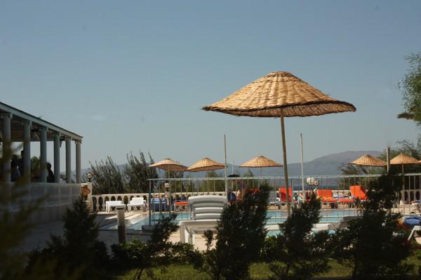 Poseidon Cesme Resort Exterior photo